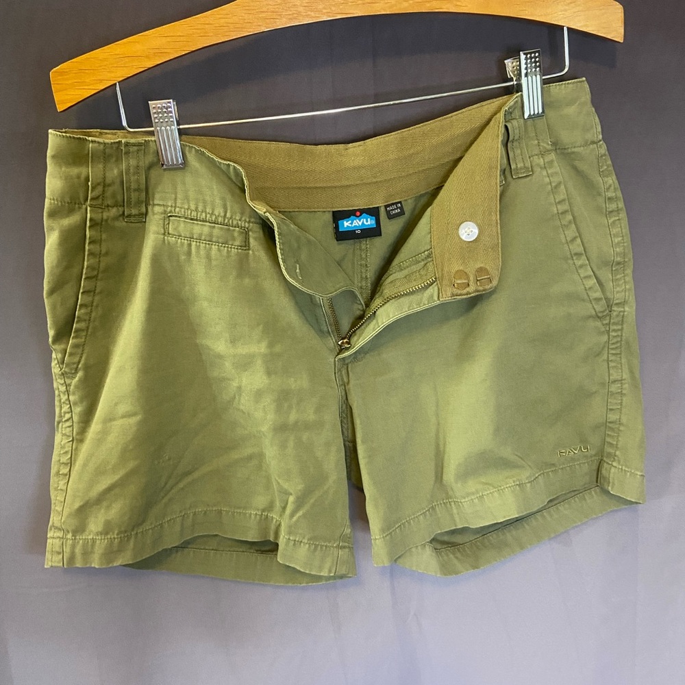 Kavu olive green shorts, sz 10, excellent condition